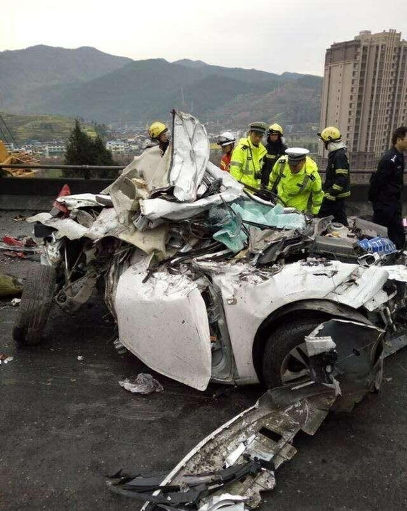 今天成绵高速车祸最新消息
